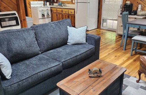 Wellington Cabin | Cabin at Cave Run Lake /Red River Gorge
