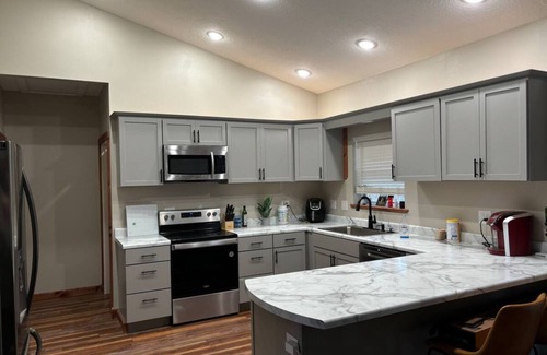 Mountain Home House | Cabin Comfort, Lake and Marina Nearby 1 mile!