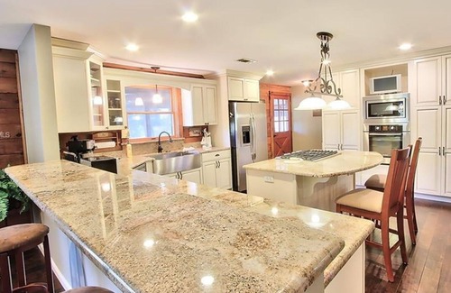 Okatie House | Cabin Hideaway- New! Unbelievable Setting!