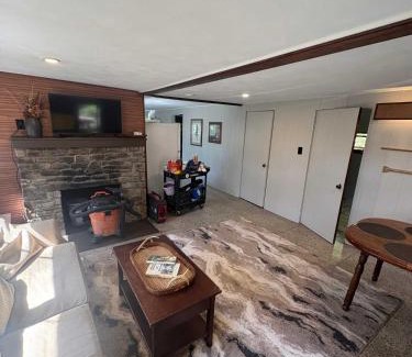 Ligonier House | Cabin in Nature at Cliffwood Colony