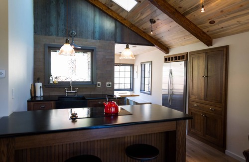 Green Mountain Falls Cabin | Cabin in the Pines, Artfully Renovated - Great Views - Quaint Green Mtn Falls.