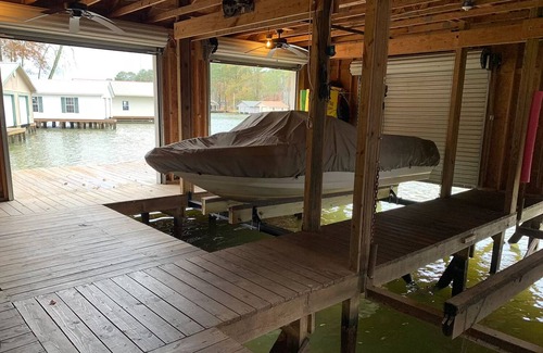Guntersville House | Cabin in the Cove - Boathouse - Dog Friendly