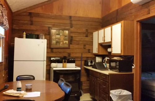 Huntingdon Cabin | Cabin in the woods near Raystown Lake and Allegrippas Trail!