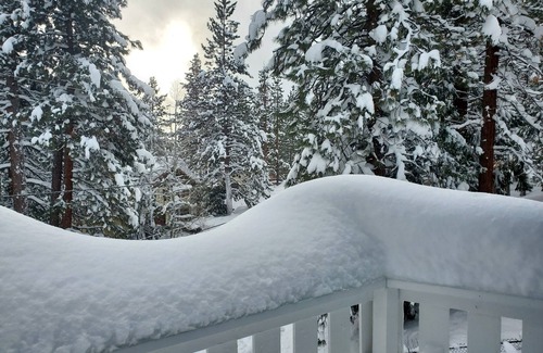 Round Hill Village Cabin | Cabin in Zephyr Cove; close to lake and slopes, hot tub and kayaks
