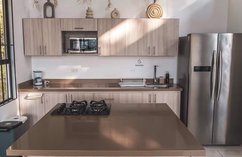 El Penol Cabin | Cabin Inside the MONTE GANDOLFO GUATAPE condominium. Up to 12 people with JACUZZI