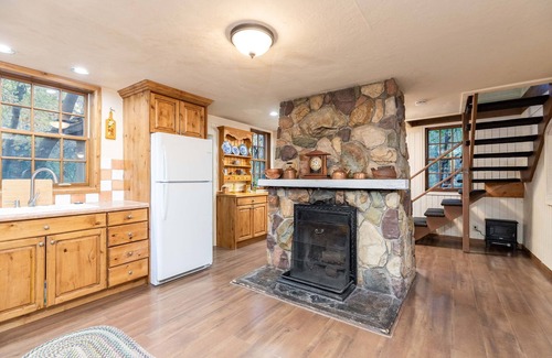 Snowbird House | Cabin Located on Big Cottonwood Canyon River