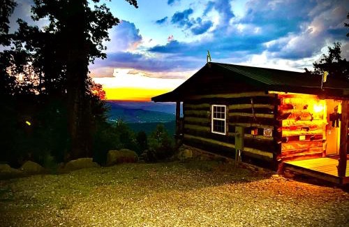 Trenton House | Cabin Lookout Mountain