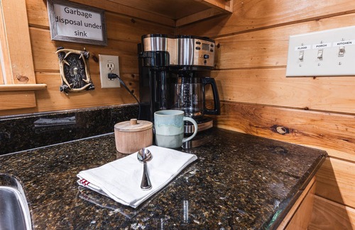 Sautee Nacoochee Cabin | Cabin Near Helen – Hot Tub - Fire Pit - Egg Chairs