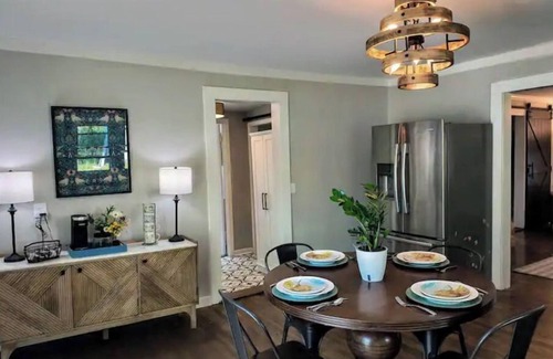 Altamont Cabin | Cabin Near Ski & Wineries. Mountain & meadow views, large lawn & your own creek!