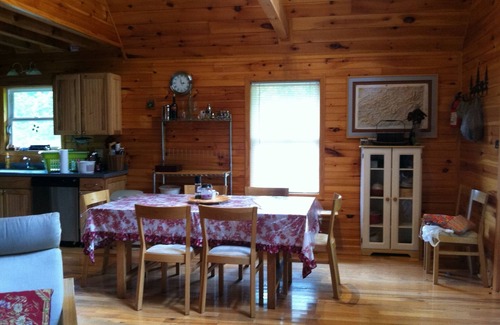 Marshall Cabin | Cabin on Ridge Top, Awesome Views, Hot Tub & Privacy Near Hot Springs