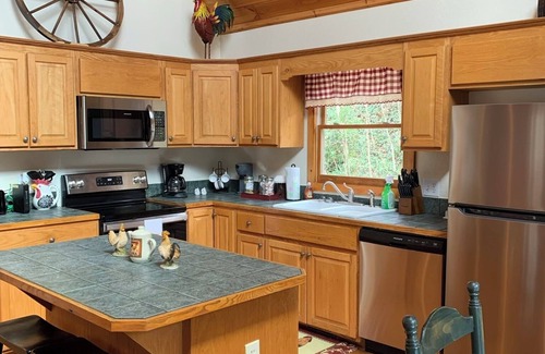 Sylva Cabin | Cabin on the Creek in Sylva with Chicken Coop - Pet friendly!