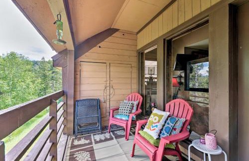 Angel Fire Apartment | Cabin-Style Condo with Deck Near Angel Fire Resort