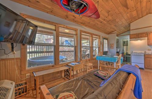 Bryson City Apartment | Cabin with Hot Tub - Near Nantahala Outdoor Center!