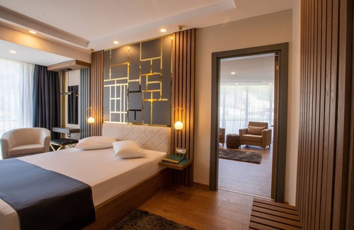 Yanik Hotel | Cabir Deluxe Hotel