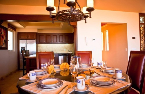 Paraiso Escondido Villa | Cabo San Lucas 3 Bedroom Villa Sleeps 10