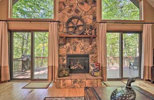 Great Cacapon House | Cacapon River Cabin with Private River Access!