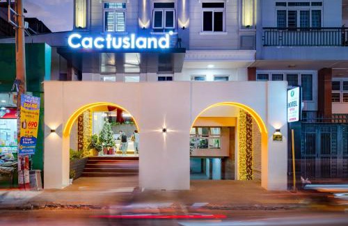 Ba Queo Hotel | Cactusland Hotel Tan Binh Near T3 Station