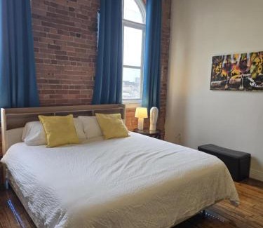 Detroit Apartment | Cadillac Studio Loft