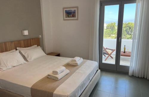 Logaras Apartment | CAELI PAROS by Kostas & Joanna Studios