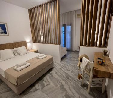 Logaras Apartment | CAELI PAROS by Kostas & Joanna Studios