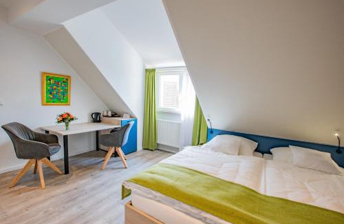 Hagen am Teuteburger Wald Hotel | CAESARO Hotel & Pizzeria - 20 Jahre Familienunternehmen