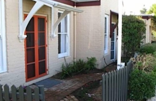 Goolwa House | Cafe Cottage - located in the heart of Goolwa
