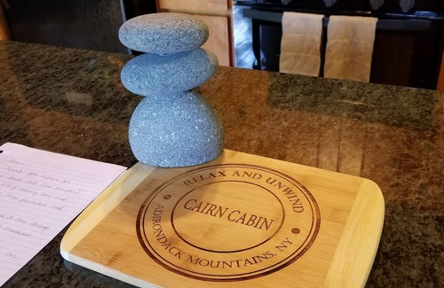 Jay House | Cairn Cabin:nFree children's book to young readers!