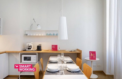 Genoa Historical Centre Apartment | Cairoli Stylish Apartment by Wonderful Italy
