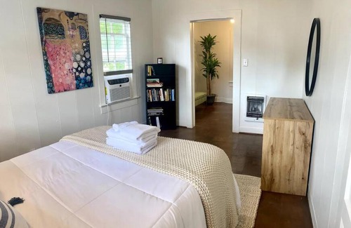 Lafayette House | Cajun Stays Congress Apartment B