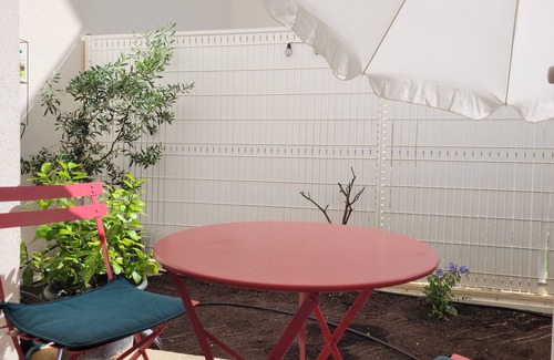 Sormiou Apartment | Calanques Marseille Cassis, new garden apartment for relaxation