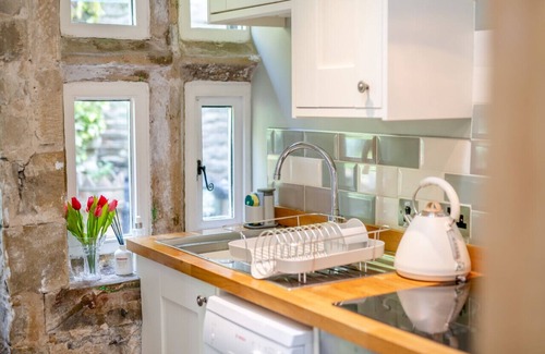 Halifax House | Calder Cottage - One Bedroom House, Sleeps 2
