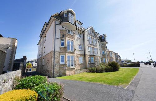 Saltcoats Apartment | Caledonia by the Sea