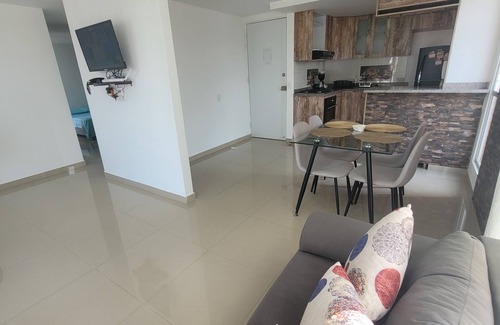 Cali Apartment | Cali Valle Del Lili apartment 10th floor modern and beautiful view.