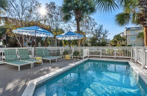 Crystal Shores House | Calico Scallop by AvantStay Priv Pool Hot Tub