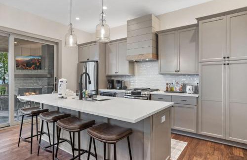 Lenoir House | Calicozy