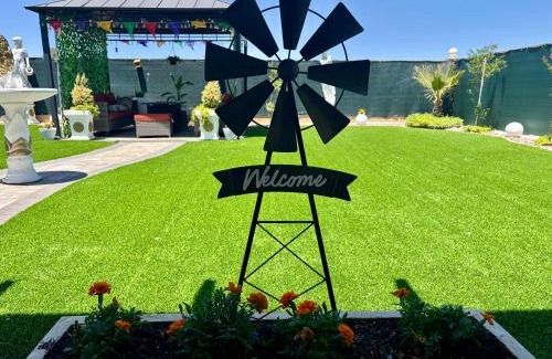 Victorville House | California high desert 3 bedroom retreat