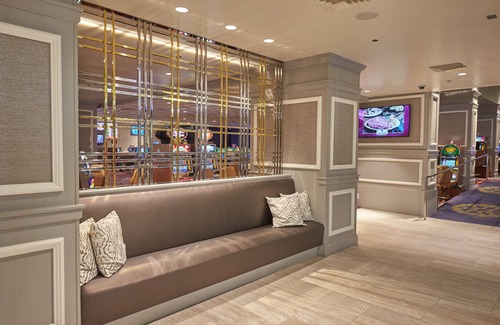 Downtown Las Vegas Hotel | California Hotel and Casino