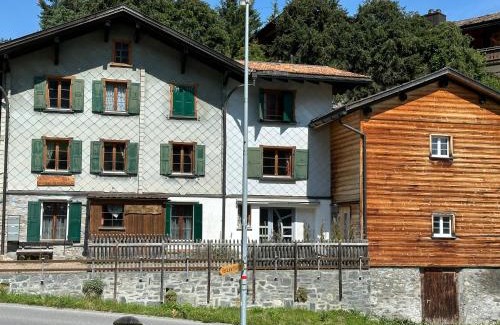 Klosters-Serneus Apartment | California House