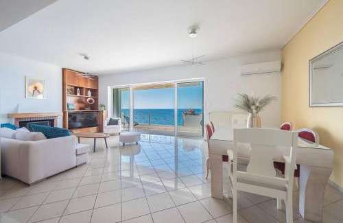 Peiraiki Apartment | Calipso