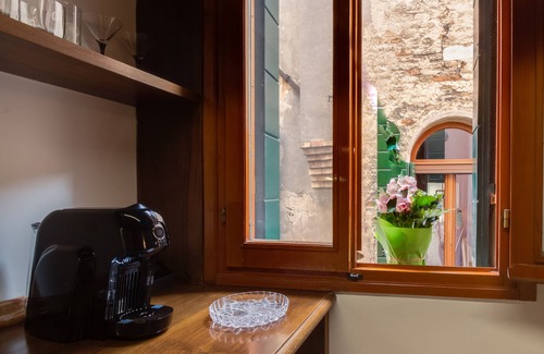 Cannaregio Apartment | Calle del Forno apartment