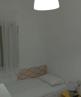 Jaen Apartment | Calle lerida, piso a 8mn a pie de la catedral en zona de aparcamiento gratis