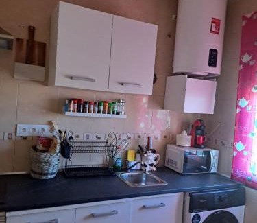 Jaen Apartment | Calle lerida, piso a 8mn a pie de la catedral en zona de aparcamiento gratis