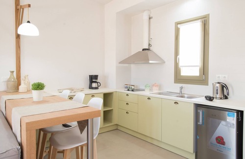 Agrilos Apartment | Callisto Seaside Cymo Home