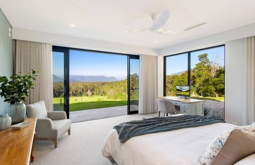 Kangaroo Valley Hotel | Cally Mill Farm, Kangaroo Valley