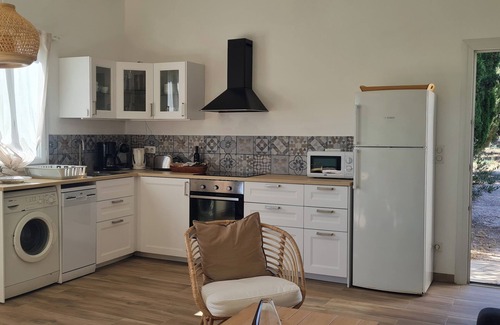 Le Pradet Apartment | Calm and cosy