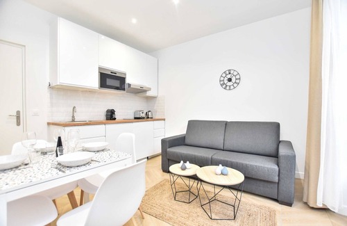 11th Arrondissement Apartment | Calm Apartment -1BR/4P- Bastille