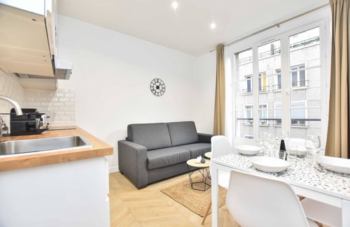 11th Arrondissement Apartment | Calm Apartment -1BR/4P- Bastille