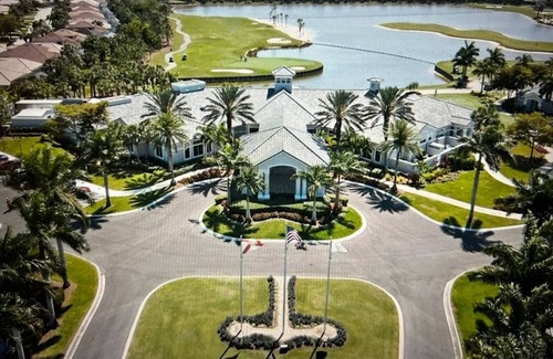 Fort Myers Condo | Calm Condo