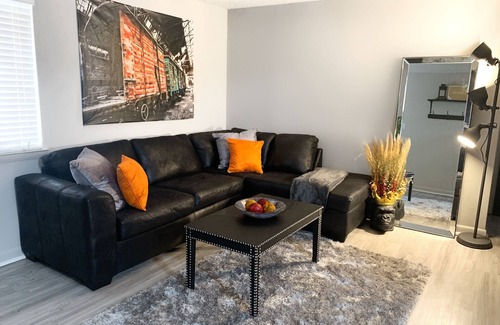 Reynoldstown Apartment | Calm & Cozy Apt in Gated Community