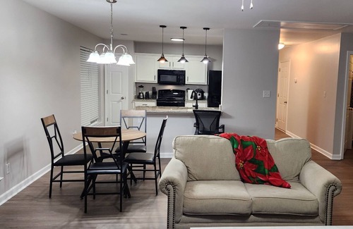 Griffin House | Calm & Cozy Escape